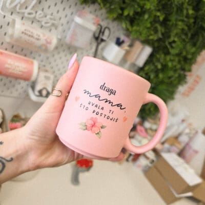 Draga mama, hvala ti što postojiš